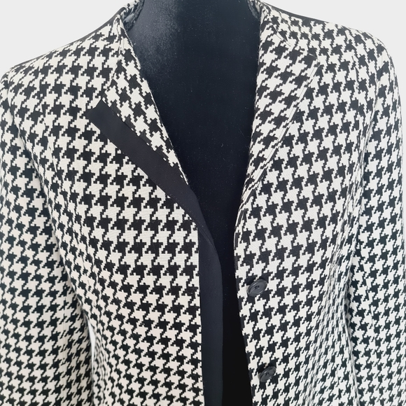 Alfani Houndstooth slim fit fully lined coat/ blazer. Color black/white. Size 10 - Picture 2 of 7